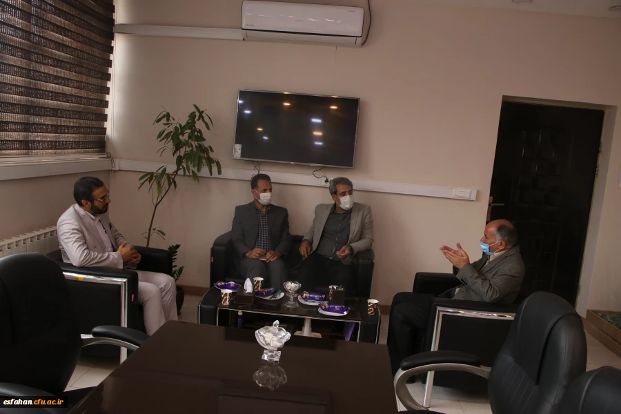 بررسی و نظارت فعالیت های فرهنگی و اجتماعی دانشگاه فرهنگیان استان اصفهان توسط  ناظران  منطقه ای و استانی  امور فرهنگی،اجتماعی دانشگاه فرهنگیان 5