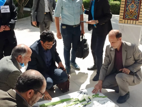 نشست صمیمی مدیرکل آموزش و پرورش استان اصفهان با تشکل های دانشجویی دانشگاه فرهنگیان استان اصفهان 10