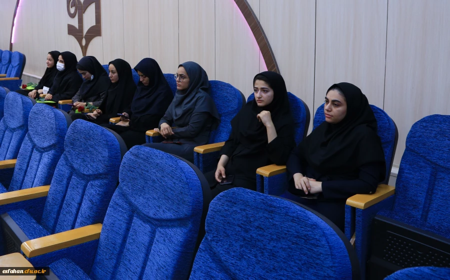 برگزاری اولین همایش بنیادخیرین حامی دانشگاه فرهنگیان استان اصفهان 17