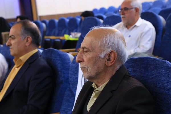 برگزاری اولین همایش بنیادخیرین حامی دانشگاه فرهنگیان استان اصفهان 42