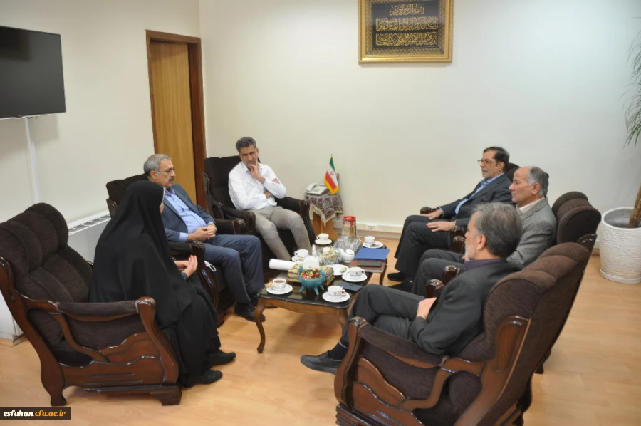 دیدار سرپرست دانشگاه فرهنگیان استان اصفهان با ریاست صدا و سیمای  استان اصفهان 2