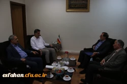 دیدار سرپرست دانشگاه فرهنگیان استان اصفهان با ریاست صدا و سیمای  استان اصفهان 5