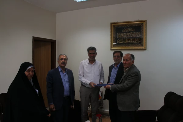 دیدار سرپرست دانشگاه فرهنگیان استان اصفهان با ریاست صدا و سیمای  استان اصفهان 9