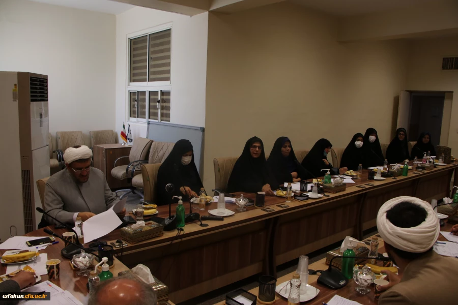 برگزاری جلسه عفاف و حجاب در دانشگاه فرهنگیان استان 4