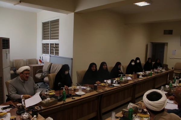 برگزاری جلسه عفاف و حجاب در دانشگاه فرهنگیان استان 5