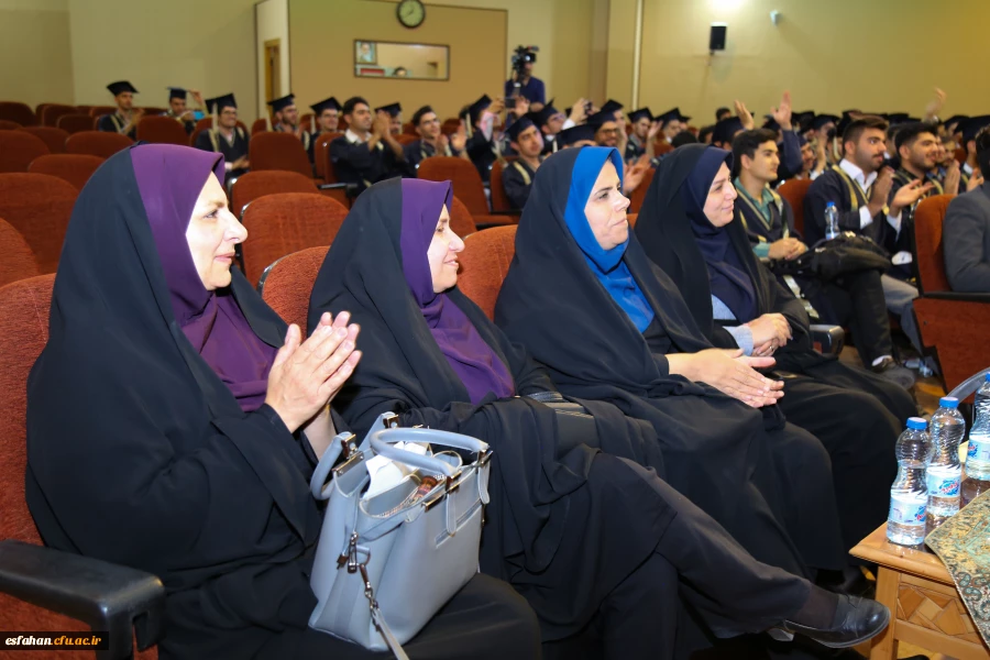 مراسم جشن فارغ التحصیلی دانشجویان ورودی 1397 پردیس شهیدباهنر اصفهان و مرکز شهید آیت نجف آباد 18
