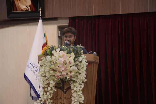 مراسم تکریم و معارفه مسئول دفتر نمایندگی نهاد مقام معظم رهبری در دانشگاه فرهنگیان استان اصفهان 3