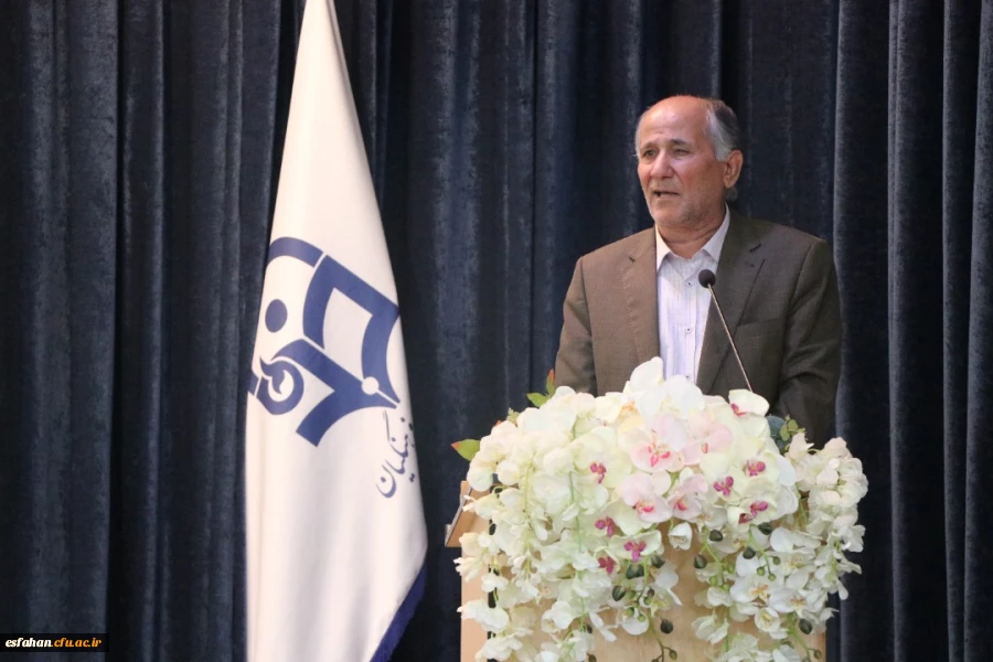 مراسم تکریم و معارفه ی مدیریت امور پردیس های دانشگاه فرهنگیان استان اصفهان 4