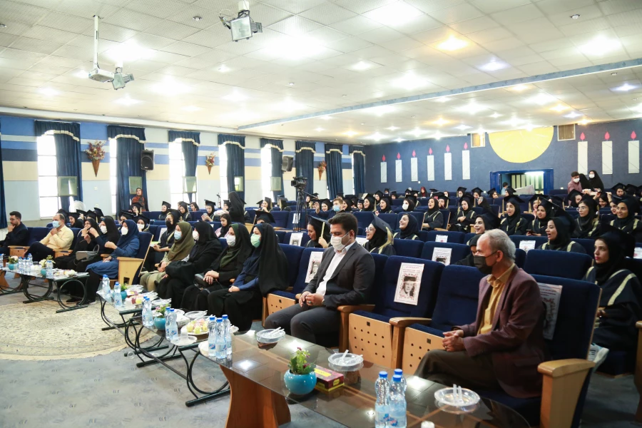 مراسم دانش آموختگی دانشجومعلمان مرکز شهیدرجایی اصفهان 4