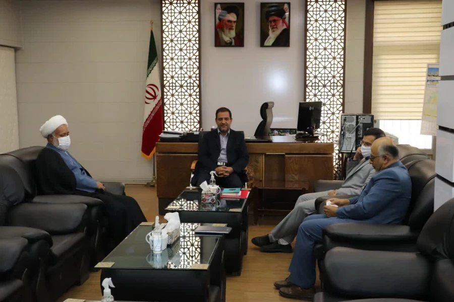 بازدید دکتر علی ااکبر کجباف از مرکز شهید آیت نجف آباد 4