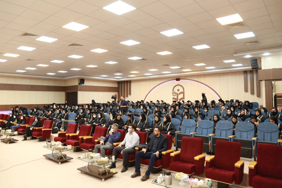 آیین دانش آموختگی دانشجومعلمان پردیس شهیدباهنراصفهان 9