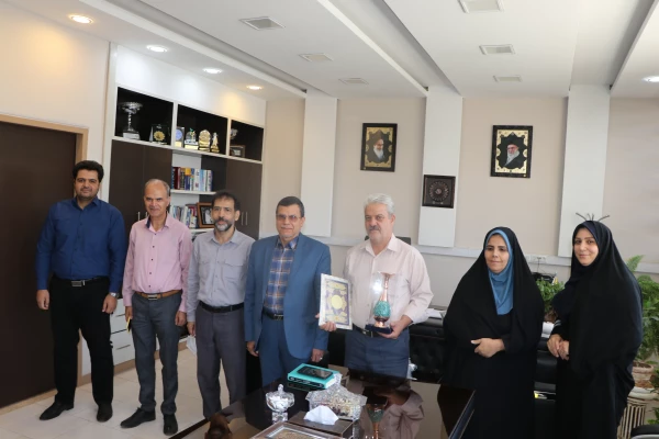 تقدیر از آزاده ی گرامی، جواد خشوعی 7