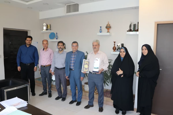 تقدیر از آزاده ی گرامی، جواد خشوعی 8