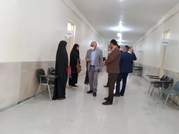 بازدید معاونت اداره کل آموزش و پرورش از روند برگزاری مصاحبه داوطلبان ورود به دانشگاه فرهنگیان 8
