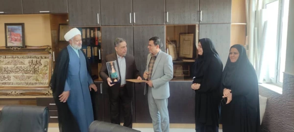 بازدید دکتر علی اکبر کجباف از مرکز امام خمینی(ره) کاشان 2