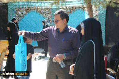 برپایی موکب تربیتی اربعین حسینی بسیج دانشجویی دانشگاه فرهنگیان استان اصفهان در گلستان شهدای شهر اصفهان 