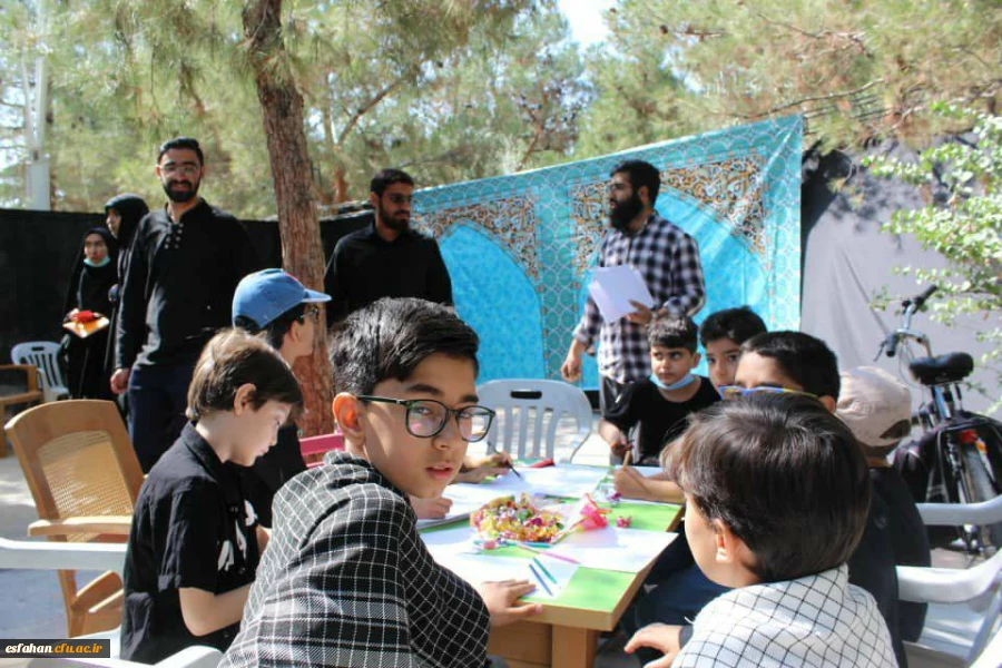 برپایی موکب تربیتی اربعین حسینی بسیج دانشجویی دانشگاه فرهنگیان استان اصفهان در گلستان شهدای شهر اصفهان  2