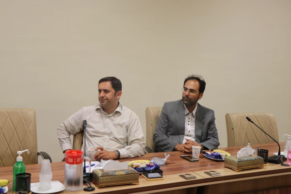  تشکیل جلسه ی مشترک مسئولین دانشگاه و اداره  کل آموزش و پرورش استان اصفهان 9
