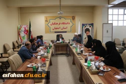 تقدیر از دکتر علیرضا حاج صادقیان رئیس مرکز شهید آیت نجف آباد 4