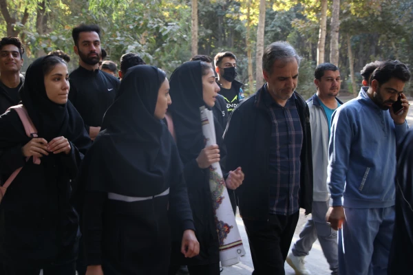 همایش پیاده روی اساتید،کارکنان و دانشجومعلمان دانشگاه فرهنگیان استان اصفهان 4