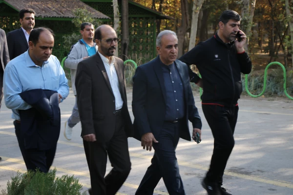 همایش پیاده روی اساتید،کارکنان و دانشجومعلمان دانشگاه فرهنگیان استان اصفهان 10