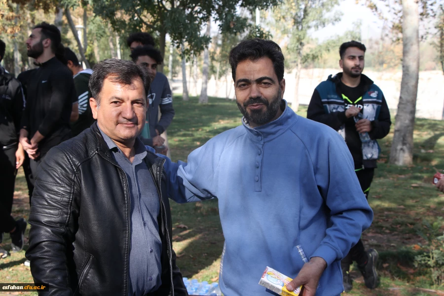 همایش پیاده روی اساتید،کارکنان و دانشجومعلمان دانشگاه فرهنگیان استان اصفهان 12