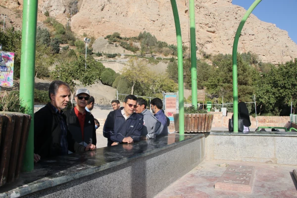 همایش کوه گشت  اساتید،کارکنان و دانشجومعلمان دانشگاه فرهنگیان استان اصفهان 12