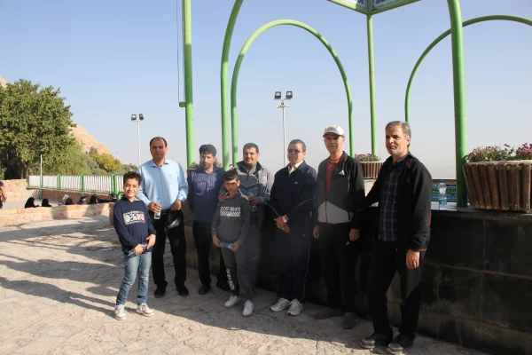 همایش کوه گشت  اساتید،کارکنان و دانشجومعلمان دانشگاه فرهنگیان استان اصفهان 13