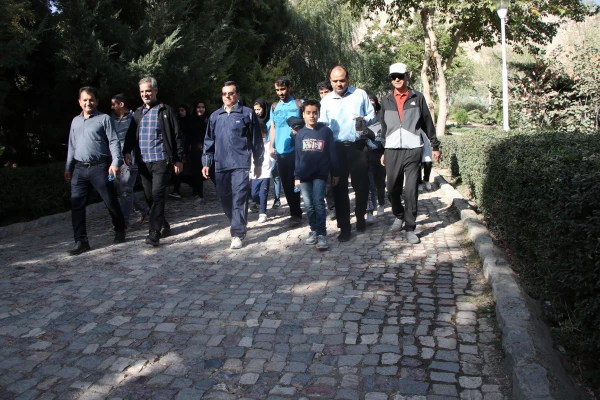 همایش کوه گشت  اساتید،کارکنان و دانشجومعلمان دانشگاه فرهنگیان استان اصفهان 25