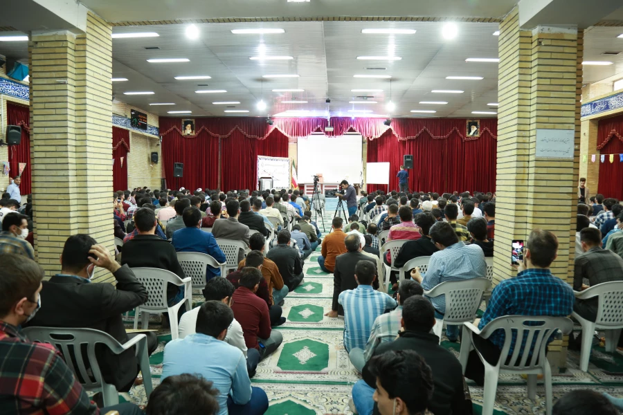 سخنرانی حجت الاسلام و المسلمین محسن قرائتی در دانشگاه فرهنگیان استان اصفهان 7