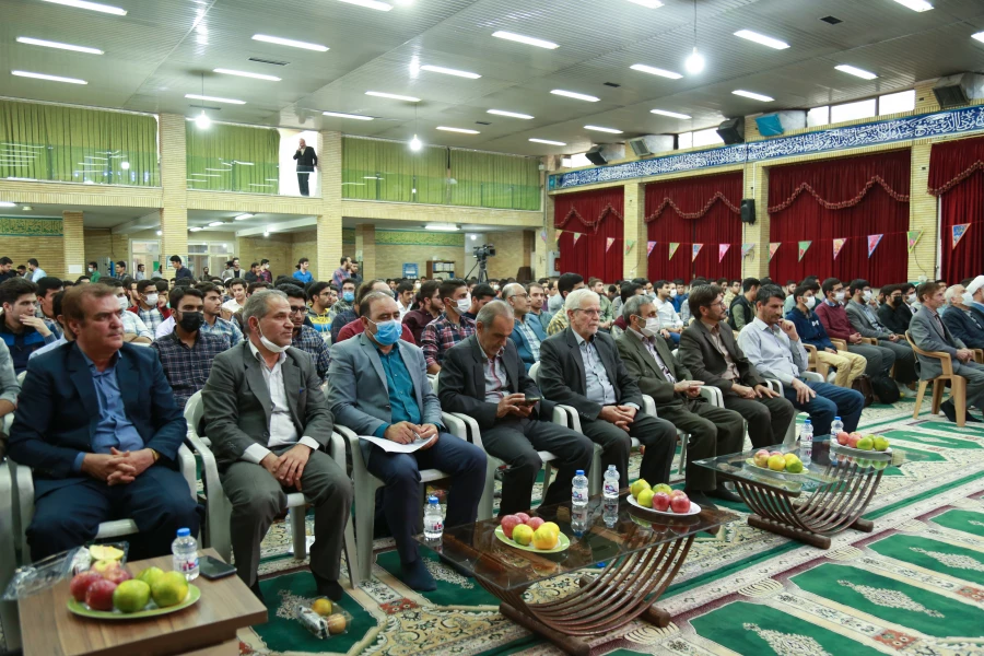 سخنرانی حجت الاسلام و المسلمین محسن قرائتی در دانشگاه فرهنگیان استان اصفهان 10