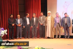 مراسم دانشجویان دختر جدیدالورود سال 1401 دانشگاه فرهنگیان استان اصفهان 9