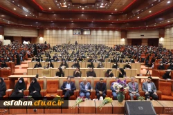 مراسم دانشجویان دختر جدیدالورود سال 1401 دانشگاه فرهنگیان استان اصفهان 12