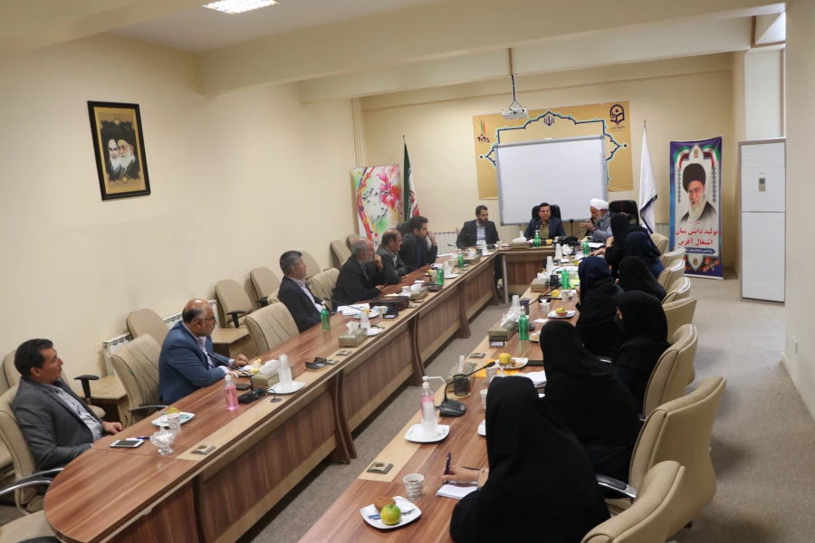 تشکیل جلسه ی شوری آموزش دانشگاه 13