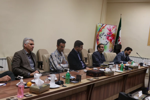 حضور اساتید مأمور در دانشگاه بسیار ارزشمند است. 3