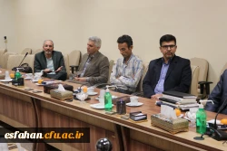 حضور اساتید مأمور در دانشگاه بسیار ارزشمند است. 8