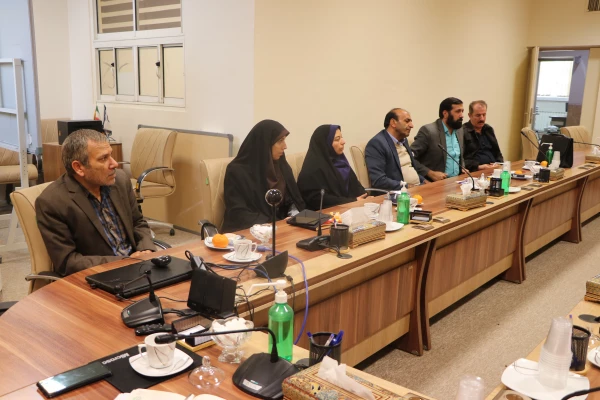 حضور اساتید مأمور در دانشگاه بسیار ارزشمند است. 10