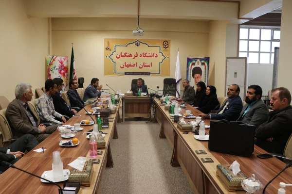 حضور اساتید مأمور در دانشگاه بسیار ارزشمند است. 17