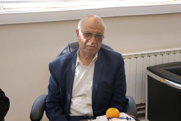 دیدار دکتر کجباف  با روسای و اساتید پیشکسوت مرکز شهید آیت نجف آباد 7