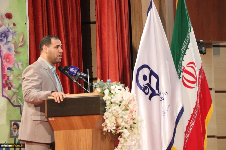 مراسم گرامیداشت روز دانشجو به روایت تصویر 76