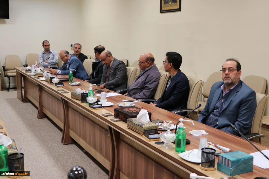 تشکیل جلسه  سرپرستان شبانه روزی دانشگاه فرهنگیان استان اصفهان 6