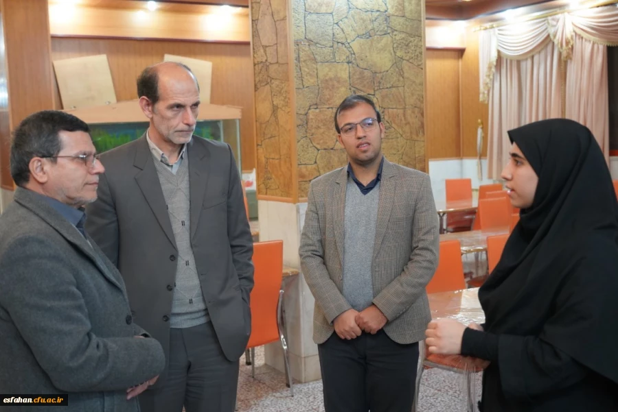 بازدید دکتر کجباف به همراه مدیرکل آموزش و پرورش از خوابگاه های دانشجویی پردیس حضرت فاطمه الزهرا(س) 2