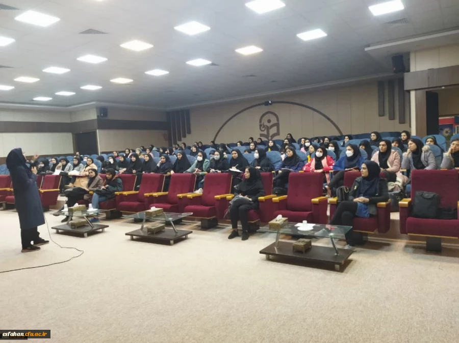 برگزاری سمینار شخصیت های رنگی در مسیر ازدواج، شغل و تحصیل 2