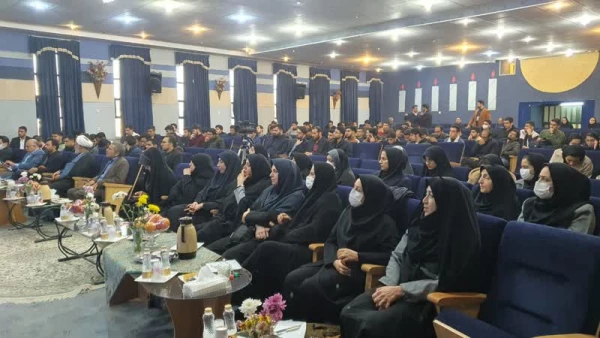 آیین بزرگداشت یازدهمین جشنواره پژوهش و فنآوری در دانشگاه فرهنگیان استان اصفهان 3