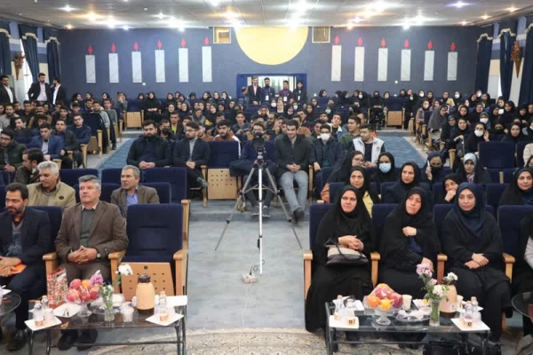 آیین بزرگداشت یازدهمین جشنواره پژوهش و فنآوری در دانشگاه فرهنگیان استان اصفهان 6