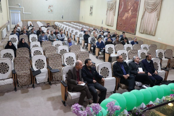 دوره توانمندسازی کارکنان حوزه  امور مالی ،طرح و برنامه و بودجه و پشتیبانی و رفاه کارکنان  3