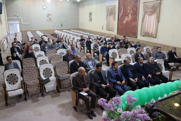 دوره توانمندسازی کارکنان حوزه  امور مالی ،طرح و برنامه و بودجه و پشتیبانی و رفاه کارکنان  5