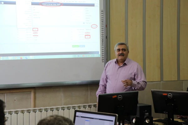 دوره توانمندسازی کارکنان حوزه  امور مالی ،طرح و برنامه و بودجه و پشتیبانی و رفاه کارکنان  13