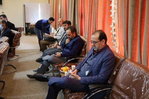 تشکیل  جلسه شوری مدیریت دانشگاه فرهنگیان استان اصفهان 13