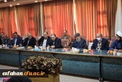 تشکیل  جلسه شوری مدیریت دانشگاه فرهنگیان استان اصفهان 40